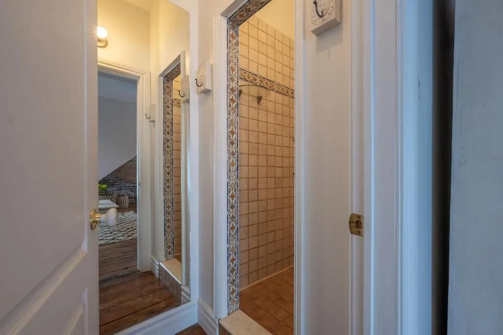 Exclusive 6 Bed, 6 Bath Residence In Old Montreal Holiday home