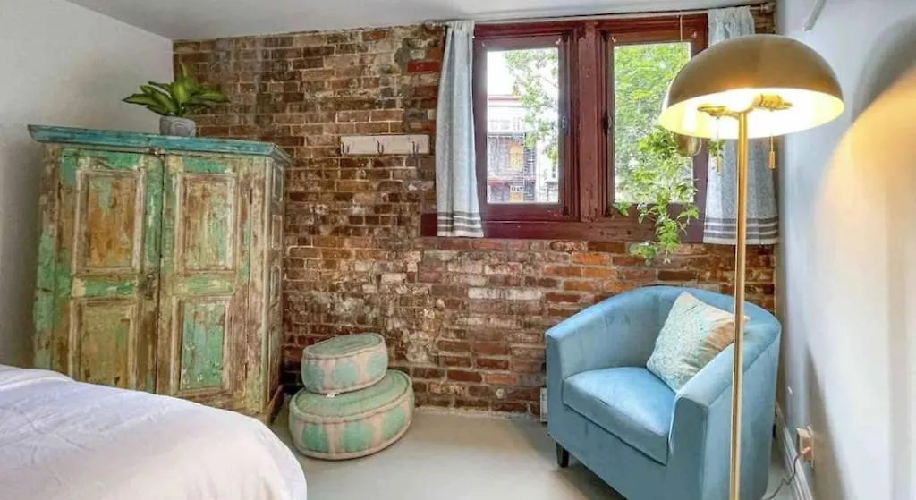 Exclusive 6 Bed, 6 Bath Residence In Old Montreal