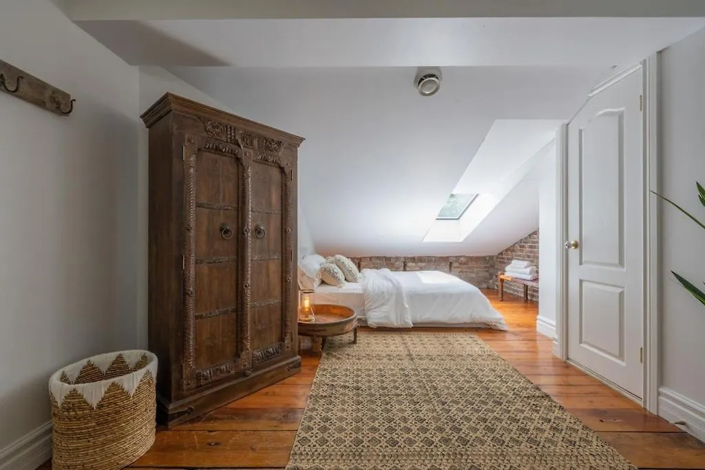 Holiday home Exclusive 6 Bed, 6 Bath Residence In Old Montreal
