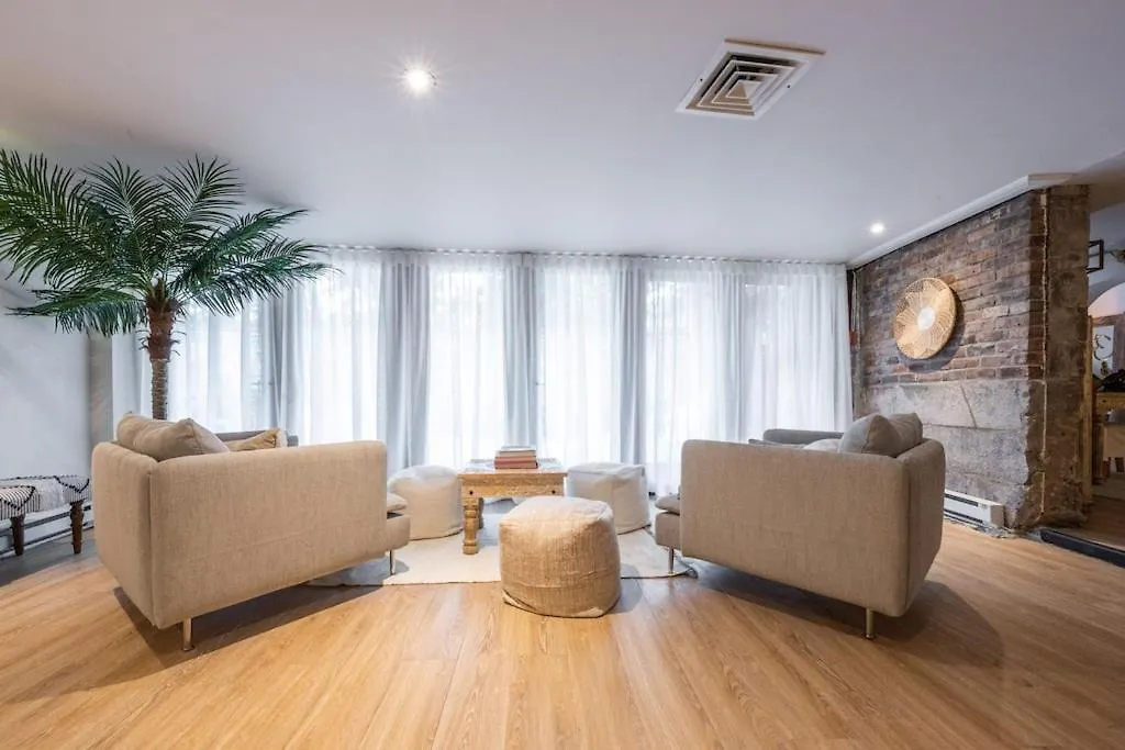 Exclusive 6 Bed, 6 Bath Residence In Old Montreal Holiday home