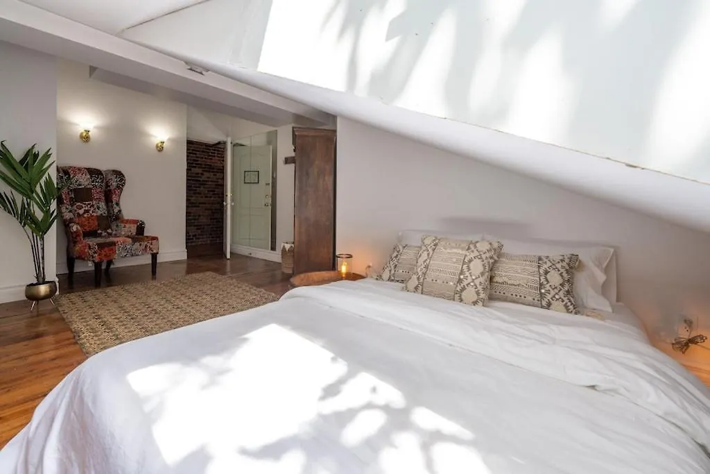 Exclusive 6 Bed, 6 Bath Residence In Old Montreal