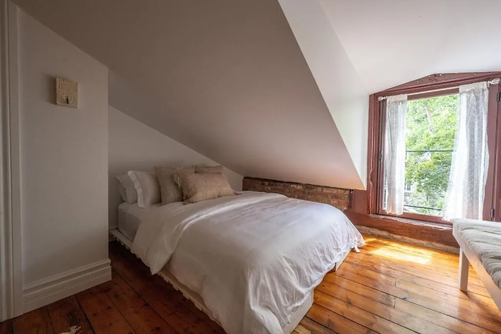 Holiday home Exclusive 6 Bed, 6 Bath Residence In Old Montreal