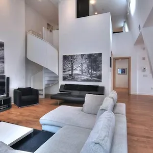 Stella Stays Stunning & Modern 2 Floor Penthouse Old Mtl Montreal