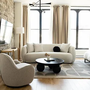 Maison Place Jacques-cartier By Luxury In Transit Montreal